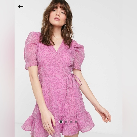 & Other Stories Jacquard Puff Wrap Floral Mini Dress Pink Size M - Picture 2 of 15